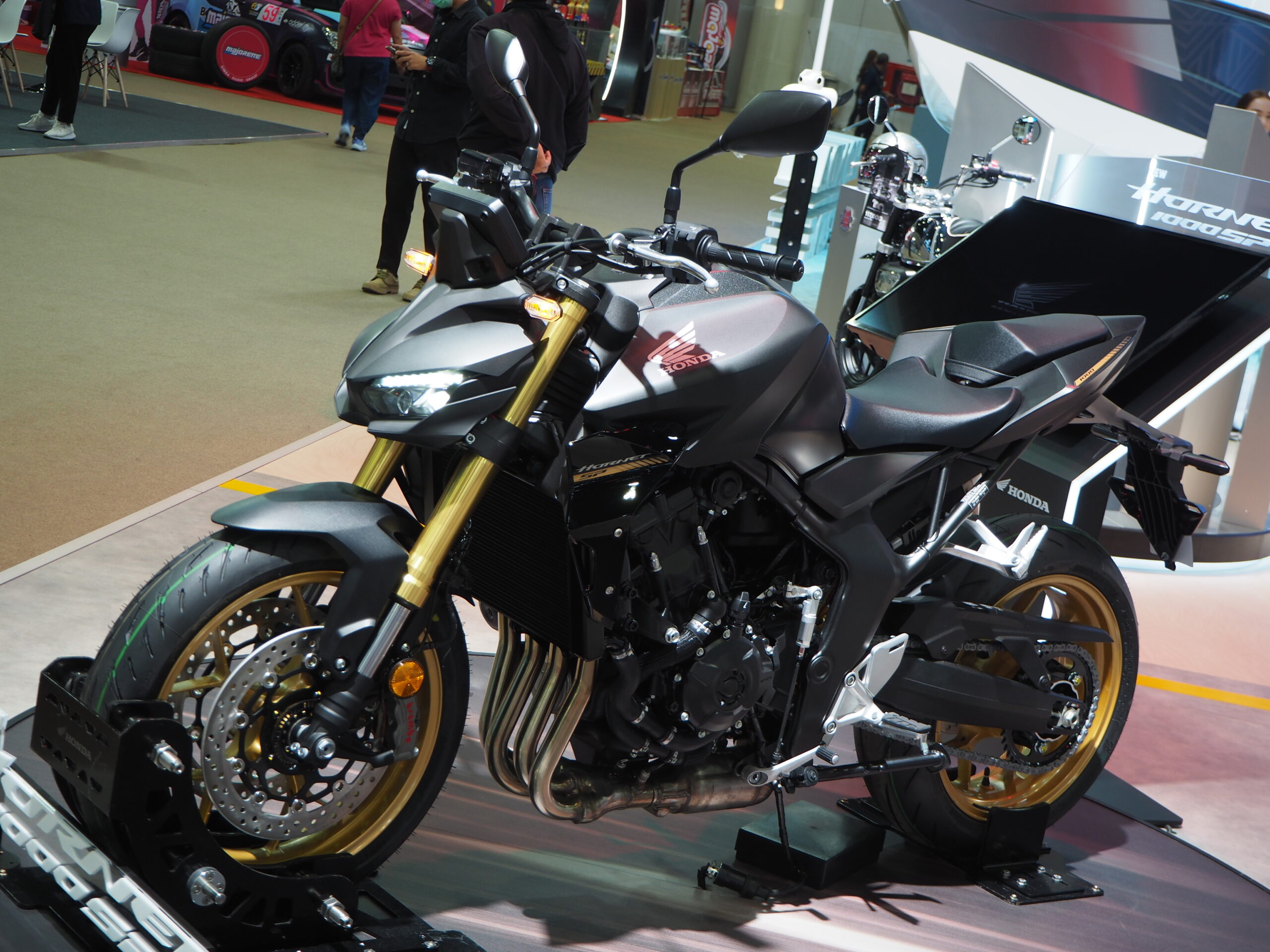 Honda CB1000 Hornet: precio, ficha técnica y coste anual