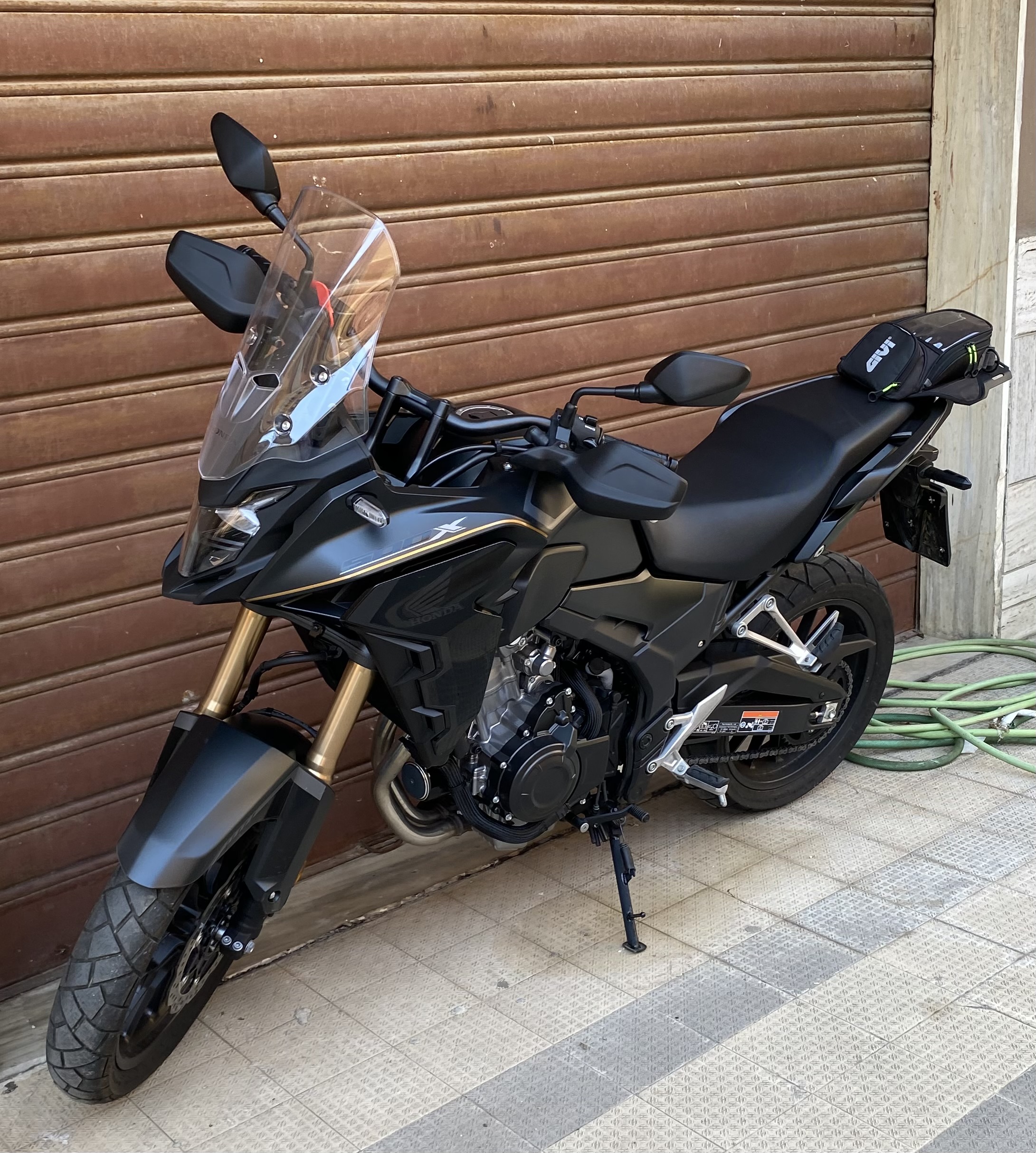 Honda CB500X: ficha completa, precio y coste anual