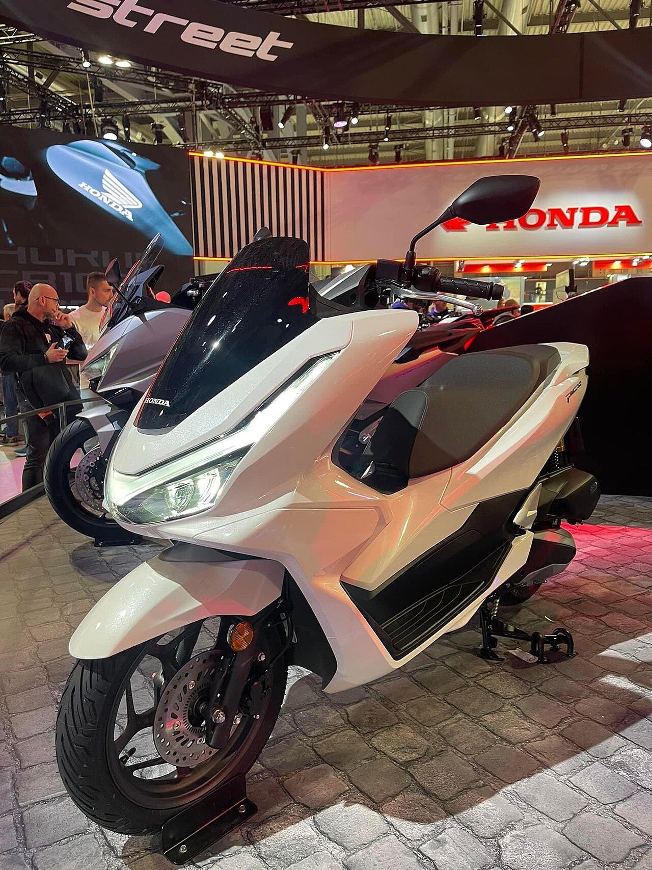 Scooter Honda PCX (2025)