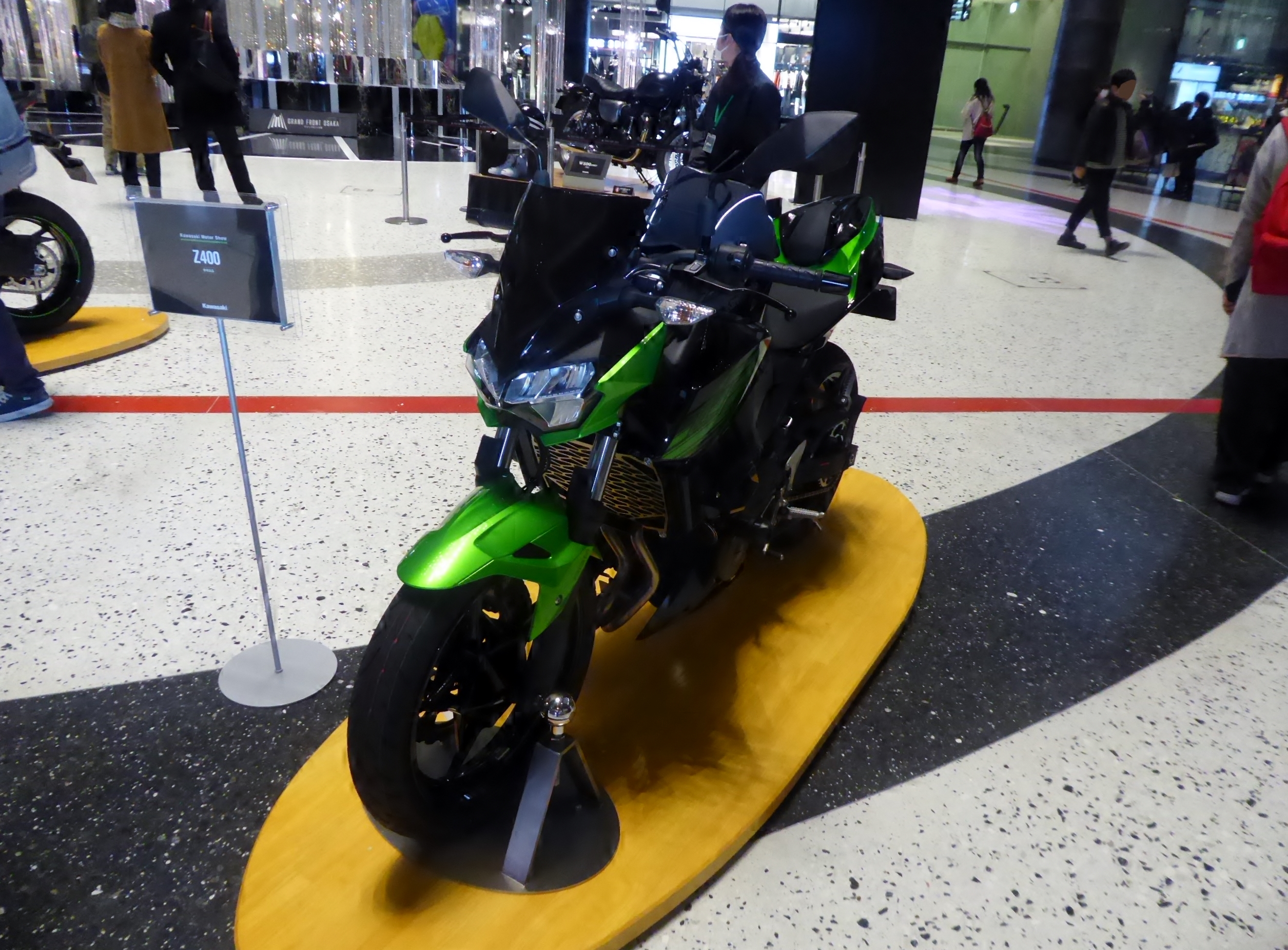 Kawasaki Z400: ficha completa, precio y coste anual