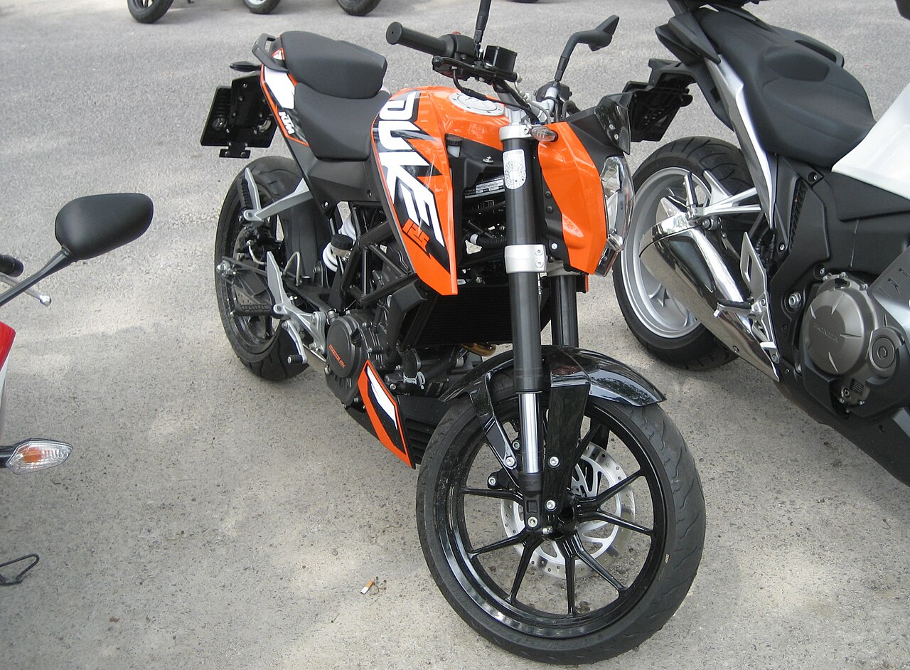 ¿Merece la pena la KTM 125 Duke?