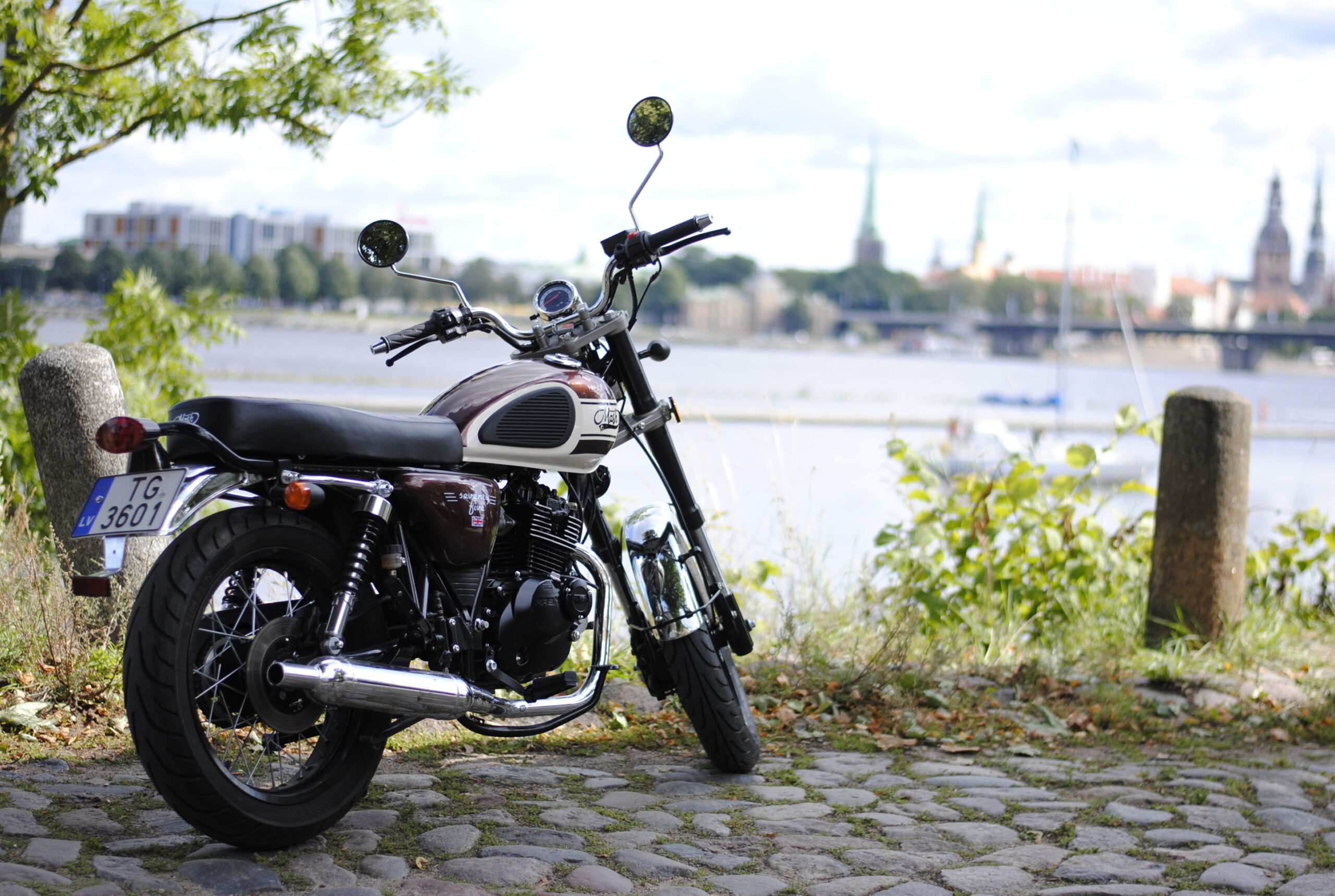 Mash Seventy-Five 125: ficha completa, precio y coste anual