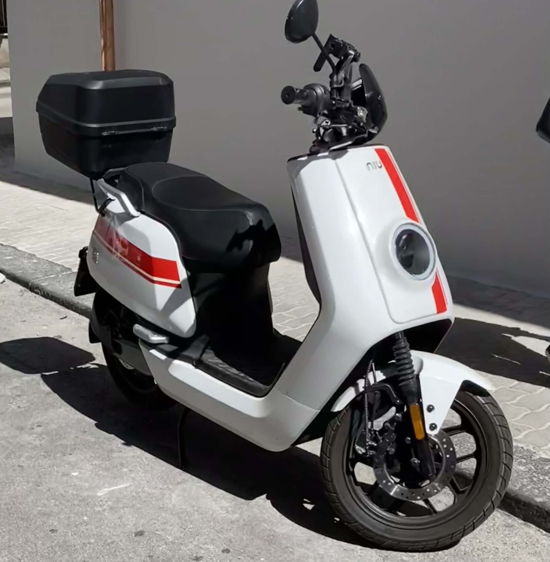 NIU NQi GTS: ficha completa, precio y coste anual