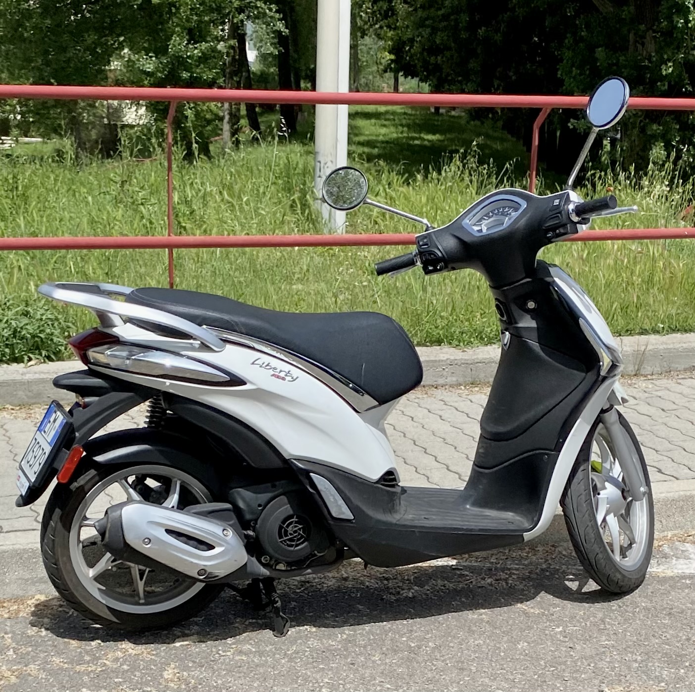 Piaggio Liberty 125: ficha completa, precio y coste anual