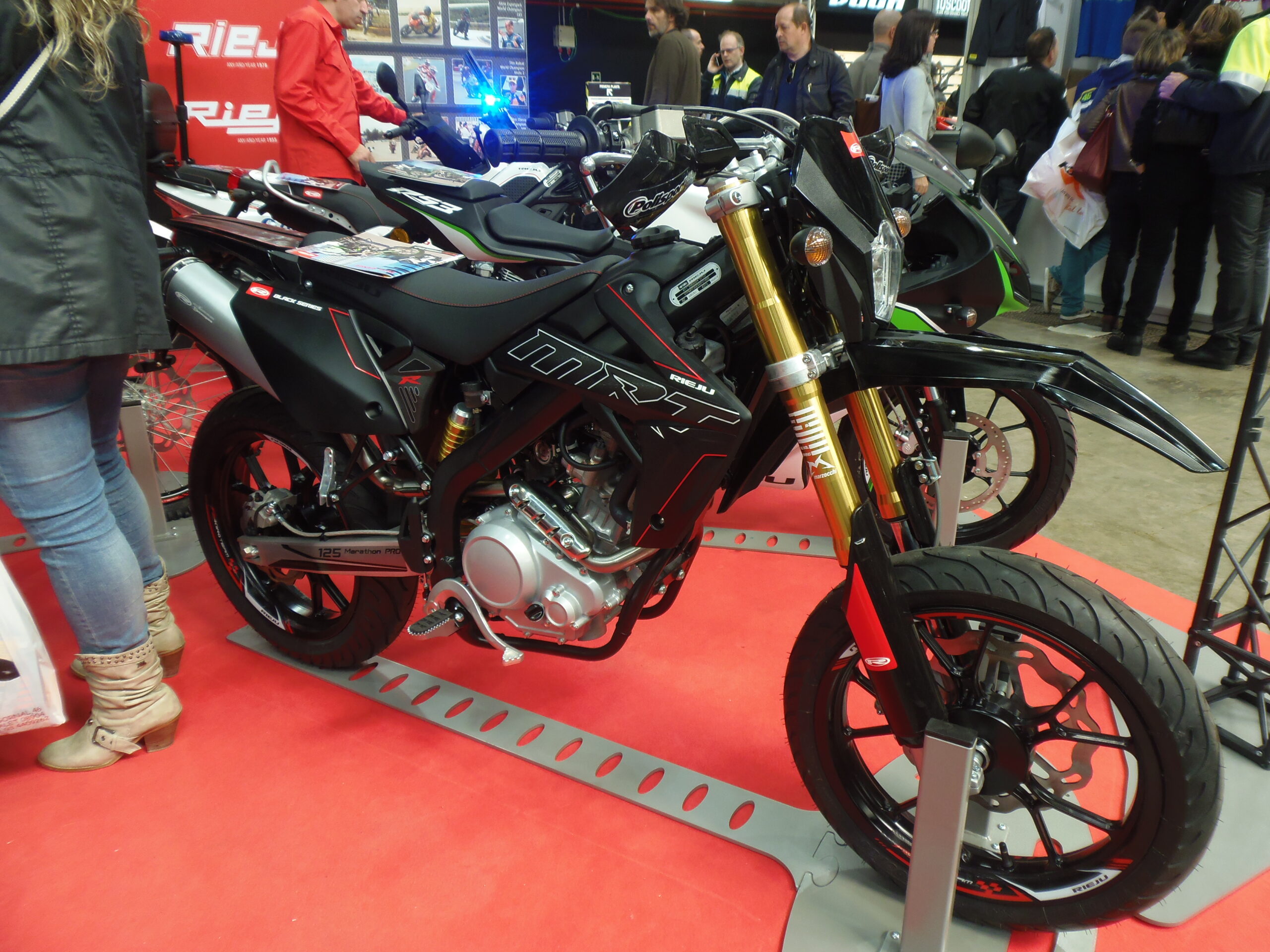Rieju MRT 125: ficha completa, precio y coste anual