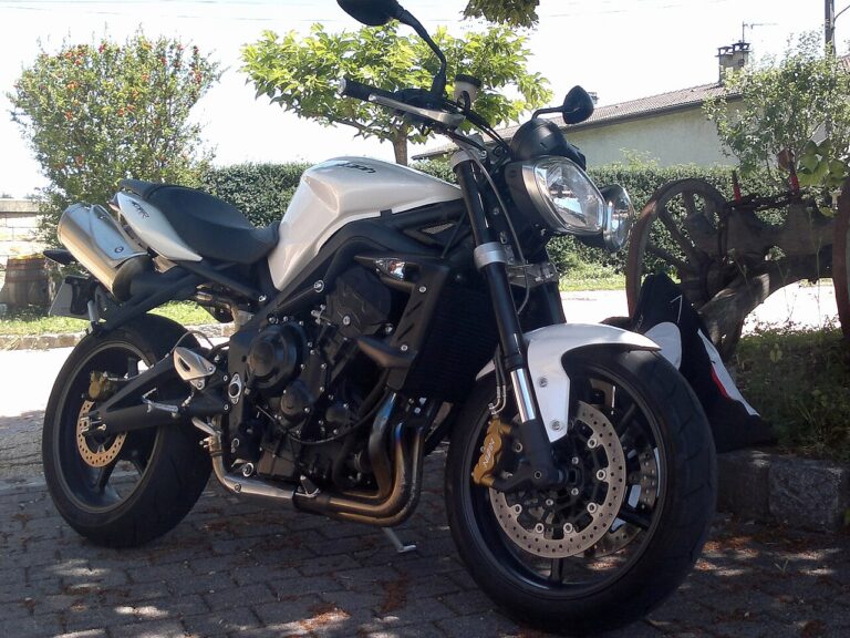 Triumph Street Triple