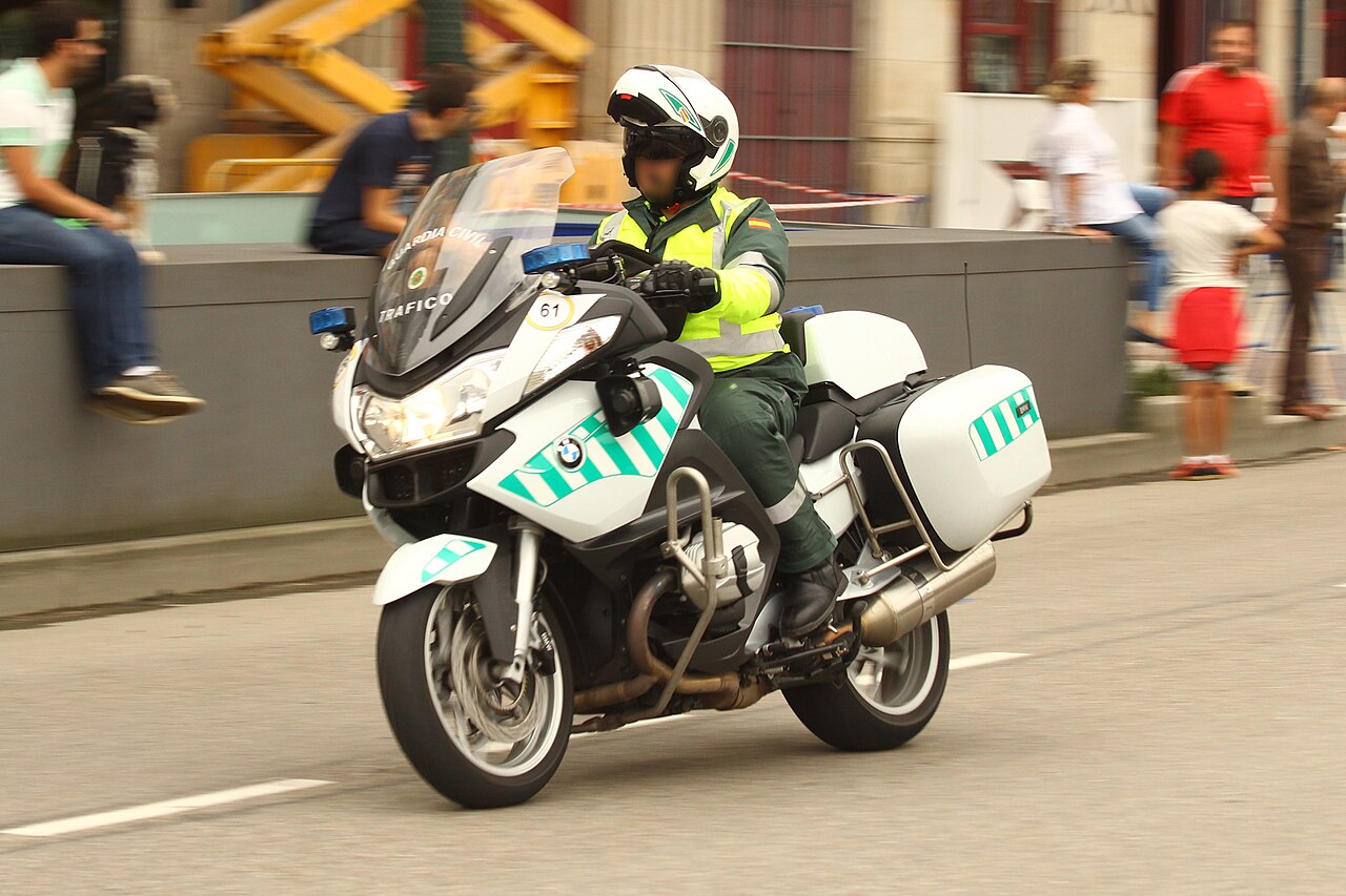 Qué documentación llevar en una moto