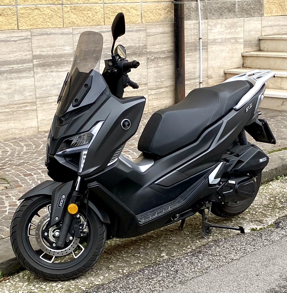 Voge SR1 ADV 125
