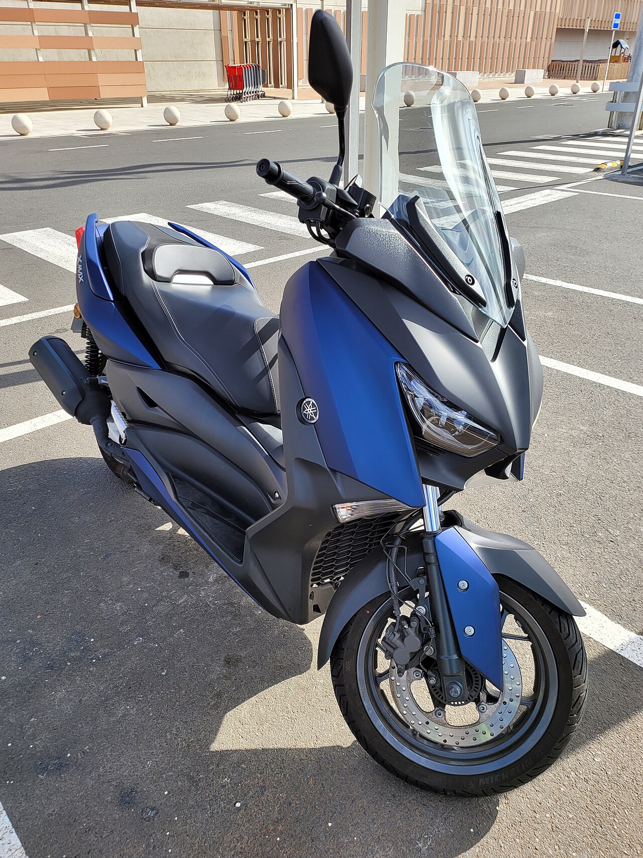 Yamaha XMAX 125: ficha completa, precio y coste anual